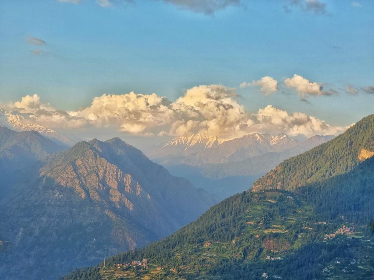 Ishan Log Huts-A Boutique Home Stay Banjār Exteriör bild