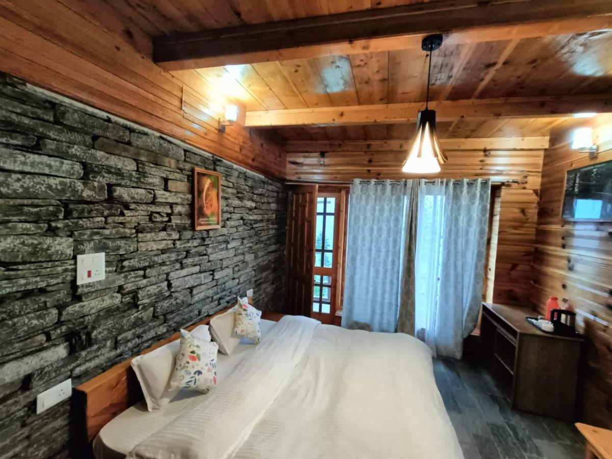 Ishan Log Huts-A Boutique Home Stay Banjār Exteriör bild